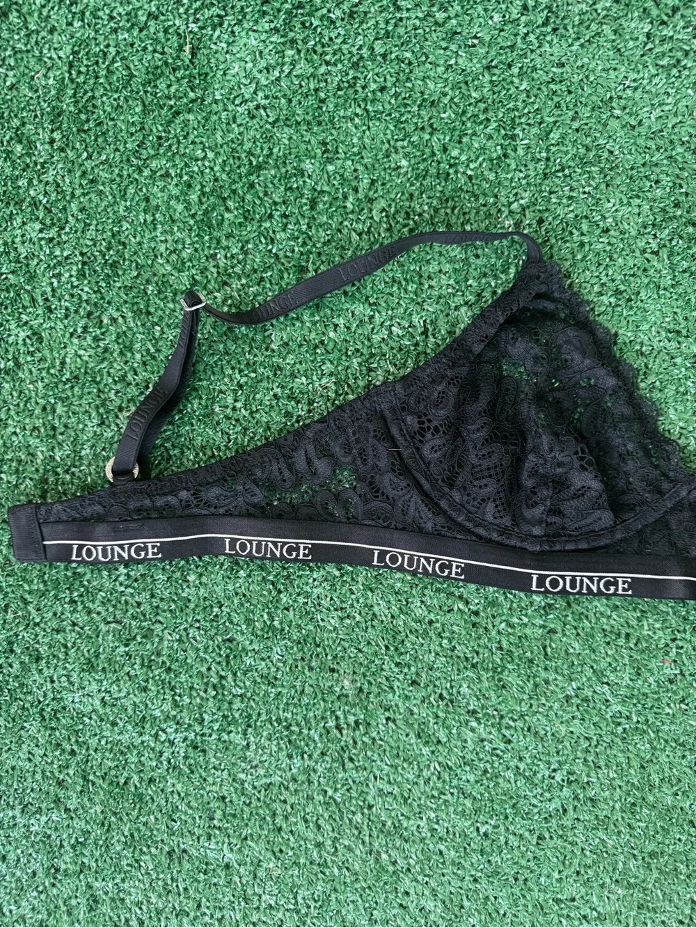 Lounge Black Floral Lace Underwire‎ Bra 34B NWT